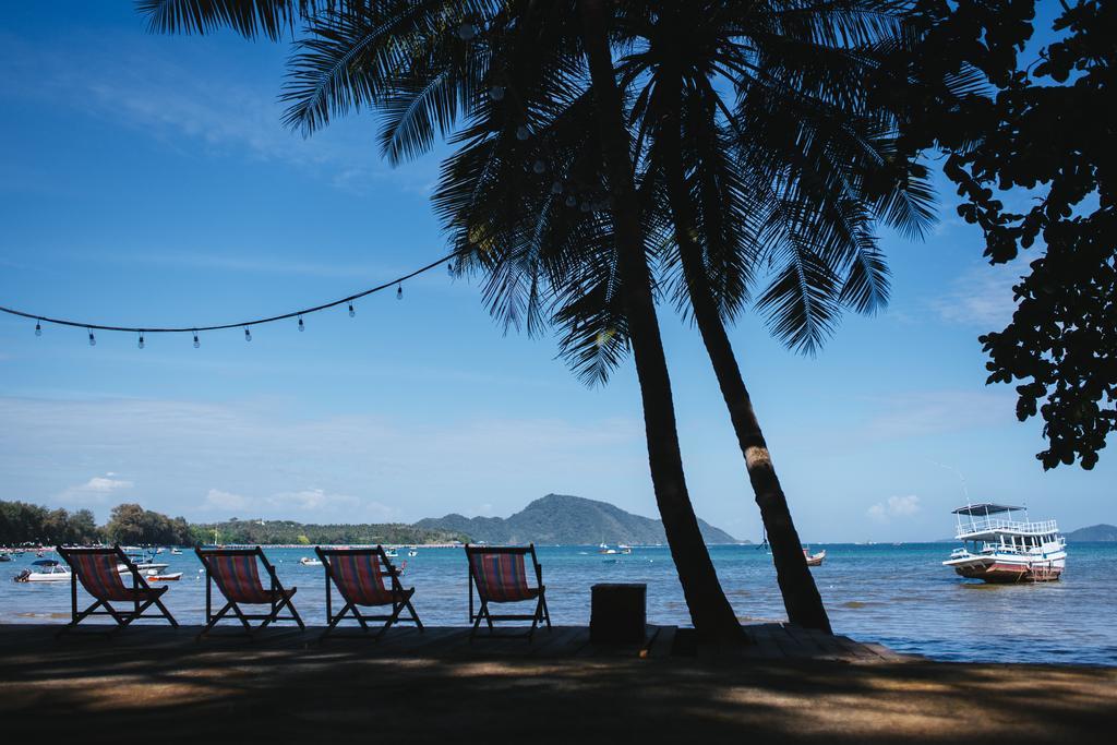 Rawai View Beachfront Екстер'єр фото