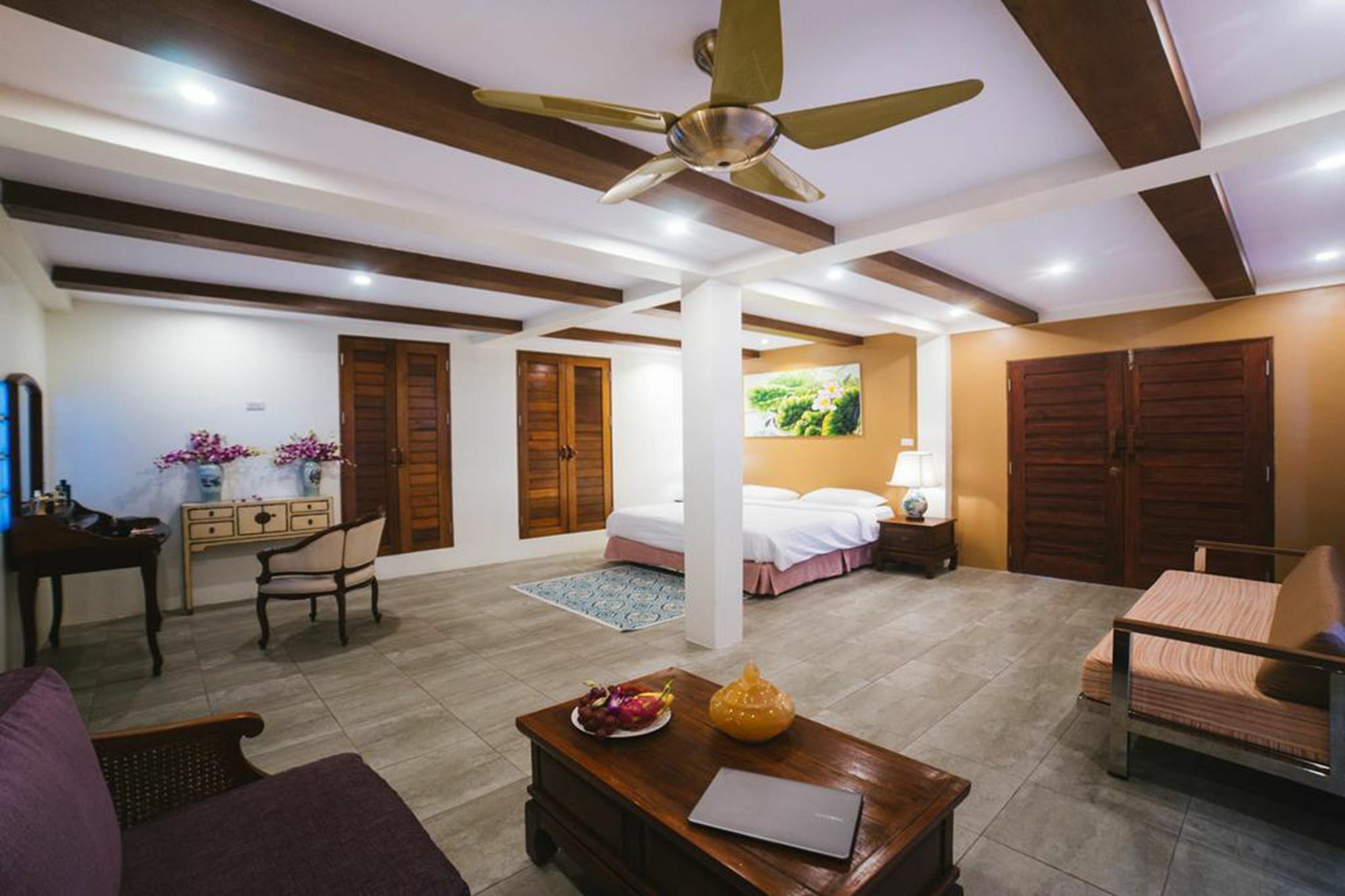 Rawai View Beachfront Екстер'єр фото