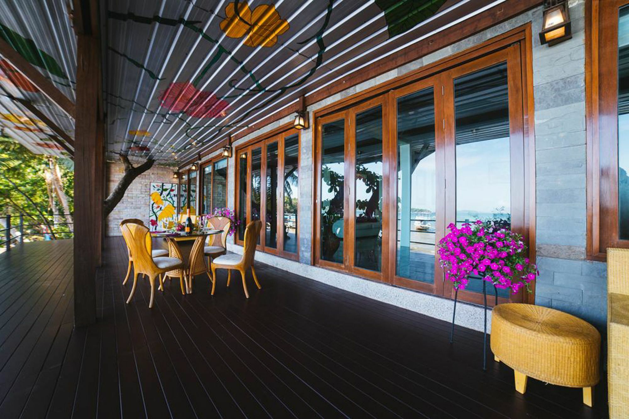 Rawai View Beachfront Екстер'єр фото